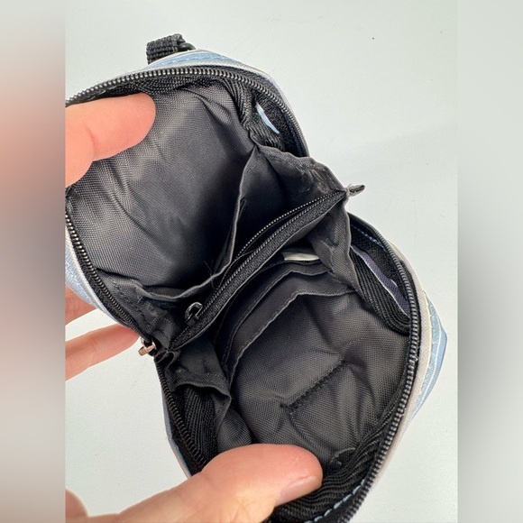 Vintage Eddie Bauer Blue Lightweight Multi Compartment Sports Wallet One Size - Picture 3 of 3